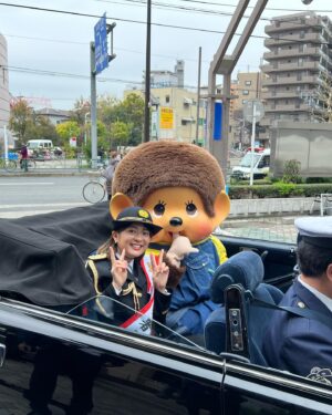 Marina Namiki Instagram - 👮🌸
地元、葛飾署の一日警察署長を務めさせていただきました。

今日から4/15までの10日間『春の全国交通安全運動』期間です。
交通ルールのたいせつさを改めて実感し、
地元のみならず全国から交通事故が一件でも減るように
正しい自転車や自動車の乗り方を守っていきたいとおもいます😌

モンチッチくんとも初ドライブで
隣にいて安心感がすごかった...

葛飾警察署のみなさま本日はありがとうございました。

#一日警察署長 
#葛飾署
#並木万里菜#テレビ朝日アナウンサー#テレビ朝日#テレ朝#アナウンサー