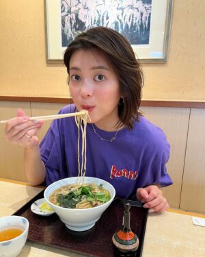 Marina Namiki Instagram - 牡蠣そば🦪

暑かったのにあったかい蕎麦にしちゃった。

#蕎麦
#蕎麦ランチ
#お休みの過ごし方