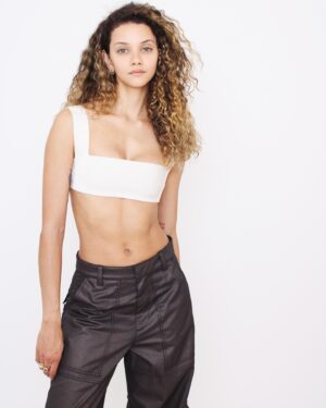 Marina Nery Instagram - New digis on her blonde era 💁🏽‍♀️📸