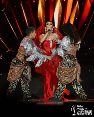 Marina Summers Instagram - Drag Superstar Extraordinaire MARINA SUMMERS slayed at the opening of the 2024 Miss Universe Philippines coronation! Proudly AMAFILIPINA! 🇵🇭

#MissUniversePhilippines2024
#TheCoronation
#MarinaSummers
#Amafilipina