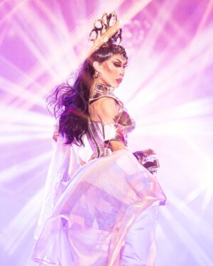 Marina Summers Instagram - brightest of the stars ✨🌌

Still on a “Jupiter & Mars” high from my recent UK Solo Tour. Here are some magical photos from our London show 💙🪄

I can’t wait for the next tour! Which part of the world should I visit next? 🌎 ANNOUNCING SOON 🥵🙏🏽

Wearing @maraxchua 
Styling @paulxsese 
Hair @martha.amethyst 
Photos @_he_photo