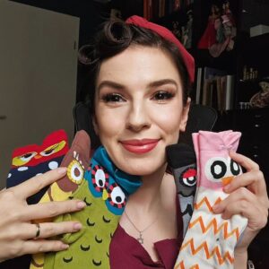 Marina Weisband Instagram - Die Kolleg*innen von @projekt_aula haben mir zum Geburtstag Eulensocken geschenkt!! ❤️ Ihr könnt mir gar nichts!