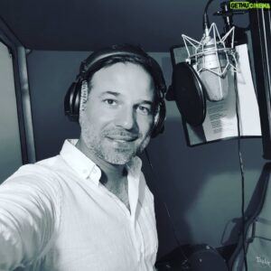 Mario Barravecchia Instagram - Retour en #studio avec le talentueux @guardofficiel
pour de nouveaux titres 😊

#newproject #newalbum #music #20ansaprès @aggrouplabel @philippe_hebrard @francoiswelgryn