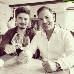 Mario Barravecchia Instagram - #pereetfils #sundaylunch
#familyday @lemoulindhauterive