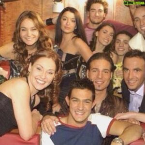 Mario Barravecchia Instagram - Aujourd'hui, 20 ans, jour pour jour... que j'ai quitté ce château. Une étape de ma vie que je ne peux oublier et qui aura changé ma vie à tout jamais.
A très bientôt pour de nouvelles aventures 🙏😊😘

#souvenirs #starac #TF1 @nikosaliagas @mathieuvergne @aljofficiel @jp.lacoste @vpanozzo