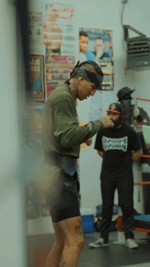 Mario Barrios Instagram - One day.... Or day 1

Blessed to have worked with one of Boxing's best 🙏🏾 @boxer_barrios and his new endorsement with @100coconuts 

Check out his fight with Ugas on the 30th, your boy's bringing the heat!