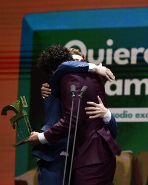 Mario Marzo Instagram - Premio Ondas 2024 ✨

Seguimos asimilando la noche de ayer. Gracias por escucharnos, por dejar que os acompañemos y por compartir vuestro tiempo con nosotros. Os queremos mucho.

Gracias infinitas @premiosondas, @keeperexperience @podimo_es 

📸 Víctor Lerena y Elena Buenavista

Traje para recordarlo siempre de @mansolutely