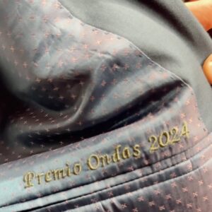 Mario Marzo Instagram - Premio Ondas 2024 ✨

Seguimos asimilando la noche de ayer. Gracias por escucharnos, por dejar que os acompañemos y por compartir vuestro tiempo con nosotros. Os queremos mucho.

Gracias infinitas @premiosondas, @keeperexperience @podimo_es 

📸 Víctor Lerena y Elena Buenavista

Traje para recordarlo siempre de @mansolutely