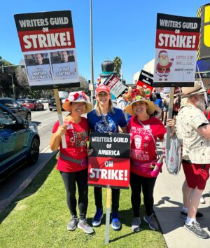Marion Dayre Instagram - Strike Day 120: Support Staff Appreciation Picket at Fox!

I was an assistant for 7 years (SA, WA, SC), and was displaced with all of my fellow assistants by the 07/08 strike. I was grateful to get to know a guild that would look out for our future and I’m proud to stand alongside the next generation now. How incredible to see all the spirit and solidarity from @iatse @sagaftra @wgawest today!!
