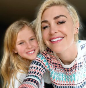 Marion Dayre Instagram - We found our best light. Each other.
#Aunting