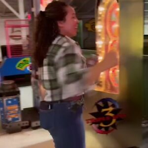 Marion Reneau Instagram - When you see a game that allows you to punch.... LET'S GOOOO! 
.
#Tribe #TribeSisters #community #movement #MarionReneau #TeamReneau #Belizean #BelizeanBruiser #BlackBelt