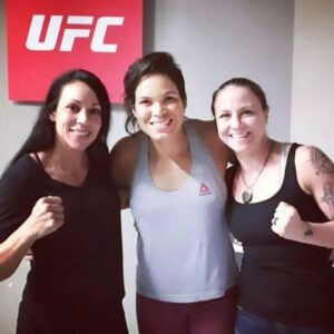 Marion Reneau Instagram - No one will ever repeat what you have done, @amanda_leoa . You have paved the way and set the bar so high!  Thank you for the dedication you have given to this sport. 
 MAKING HISTORY and making it look so easy! You are a true WARRIOR! So much love to you and @ninaansaroff and your future! 🙏🏽❤️
#UFC289 #champion #makinghistory