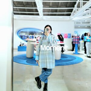 Maripha Siripool Instagram - 💙Finally here~ @fwee_makeup เปิดร้านอย่างเป็นทางการ ร้านน่ารัก เครื่องสำอางฉ่ำมาก✨️ คุชชั่นตัวใหม่คืออย่างปัง ลิปน่ารักทุกสี เดี๋ยวจะมารีวิว ฉ้ามมฉ่าาม 💖

#fwee #fweevents #fweemakeup #fweeagitseongsu #fweeagit #seongsu #รีวิวเกาหลี #เกาหลีเกาใจ #เครื่องสำอางเกาหลี #wawamaripha