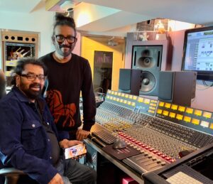 Maris Vijay Instagram - @singerhariharana @saibuvarughese @saibuvs @thisisizen @marisvijayofficial @mmuzikofficial @trinity_waves_studio #bollywood #kollywood #kollywoodcinema #bollywoodsongs #independenceday #india #indiaincolour #tamil #indiaindependenceday #arrahman #arrahmanmusical🎧🎶