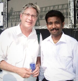 Maris Vijay Instagram - In my life, Don Moen, the celebrated gospel singer, evokes heartfelt and soulful memories. @donmoen @marisvijayofficial @trinity_waves_studio @donmoen @mmuzikofficial #donmoen #donmoenconcert #donmoensongs #jesus #gospel #gospelmusic #gospelsingers #musician #musicianlife #throwback