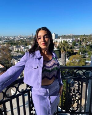 Marisa Davila Instagram - Hot off the (Pink Lady) Presses! 💋💟 

Styling: @nataliehoseltonstyle 
Hair: @alyxliu 
Makeup: @lorencanbymakeup 
Outfit: @dorotheeschumacher