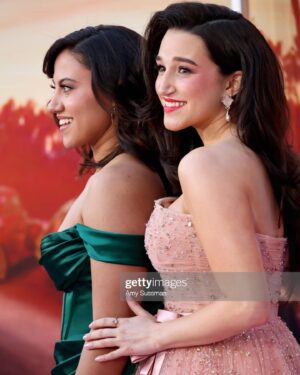Marisa Davila Instagram - Just a girl living out her dreams. Permanent resident of cloud 9 ☁️ Los Angeles SHOWED 👏 UP 👏 to this pink party and I haven’t been able to fully process any of it.  Our show got a standing ovation, y’all! 😆The Grease energy was off the charts and a great way to kick off our world premiere coming in 2 days! 😱

My favorite part was having the cast and creators all together again 8 months later to celebrate all of our hard work. 💖 

Happy to have my family by my side throughout the journey from the very beginning. 💕

Couldn’t be more proud of my fellow Pinks.🫶

Our show was made with so much love, sweat & care and it will soon be yours to enjoy. 

Big thank you to my fairy godmothers:
💇🏻‍♀️: @alyxliu styling, @hair_phlip color
💄: @lorencanbymakeup 
👗: @nataliehoseltonstyle @zuhairmuradofficial