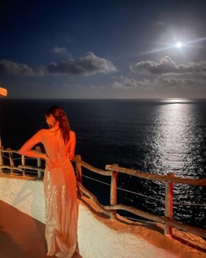 Marisa Pérez Instagram - 🌕

#menorca #moon #moonlight #lunademiel #june #island #friends #bestfriends #moment #goodvibes #night