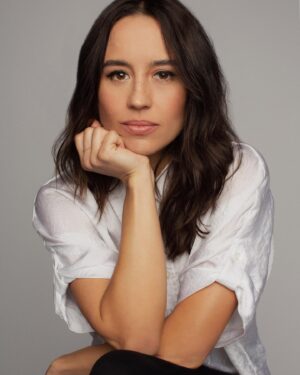 Marisé Álvarez Instagram - Headshots @_elainetorres_ H&M @carolagmakeup Styling @mela_selva 🥰 ¡Gracias bebeses!