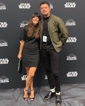 Marisé Álvarez Instagram - Demasiado orgullosa de ser parte de esta celebración. Gracias a la familia de @starwars por adoptarme. ❤️ @obiwankenobi ya está disponible en @disneyplus  #starwarscelebration #obiwankenobi Styled by @mela_selva