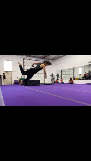 Marissa Labog Instagram - Love when all the mat time pays off. 

Comment below what else you’d like to see from me!

#mattime #stuntperformer #frontflip #stuntlife #stuntwoman #fitnessmotivation #strongwomenrock