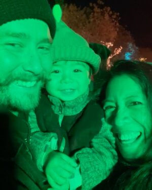 Marissa Labog Instagram - This time of year is so much sweeter with a little one ❤️ Love my family so much. Happy holidays everyone!

#familytime #holidays #happyholidays #family #dreamteam #festivities #christmastime