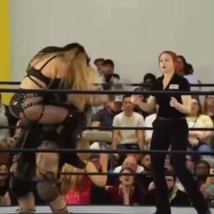 Maritza Janett Instagram - Ever kissed a monster and lived to tell the tale? 🐍💋

Don’t let them fool you they loved it 😌

#GCW #MAXTHEIMPALER #VIPRESS #EFFYGAYLA