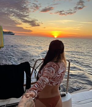 Maritza Janett Instagram - There is no one else I'd rather have by my side to navigate these waves of life. 
Thank you for LOVING ALL OF ME. 
Bella. 💙😍🤭