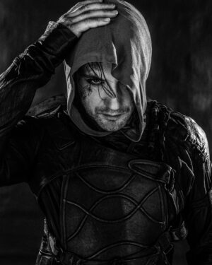 Mark Bogatyrev Instagram - Я знаю что мысль, всегда ищет свою форму, чтобы проявиться в реальности…я верю, что четкая форма неминуемо устремляется к цели, ради которой она служит…устремляюсь раздвинуть рамки стереотипного восприятия…в своем сознании и сознании творцов, которые меня окружают…с готовностью встать на новую ступень своего творческого пути…в добрый путь 🌅
photo by @j_bezruk 🌹
p.s. герой всегда принимает вызов 
  М. МИЛЬКИС