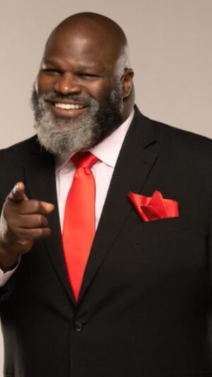 Mark Henry Instagram - 🚀 Attention business owners! 🚀 Ready to take your brand to new heights? Let’s join forces and unlock unparalleled exposure together! From personalized shoutouts to premium sponsorships, we’re here to amplify your reach and boost your bottom line. Don’t miss out on this golden opportunity! Email Stephanie@TheMarkHenry.com now and let’s make magic happen! 💼💥 #BrandBoost #MaximizeExposure #MarkHenryShow