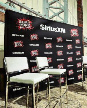Mark Henry Instagram - Calm before the storm. 🌩️ @2300Arena

Doors at NOON #WWE #Wrestlemania #WrestlemaniaXL #philly #philadelphia