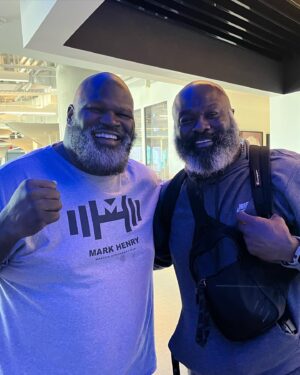 Mark Henry Instagram - Off and running! #BustedOpen247 LIVE this week from Philly at #WrestlemaniaXL

Special thanks today to our friends at @sportsradio94wip 

#WWE #Wrestlemania #Philadelphia #CodyCrybabies