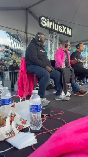 Mark Henry Instagram - I proposed to do story time on @bustedopenonsiriusxm what do you think? Would you want to hear amazing stories from and about your favorite wrestlers? Let me know in the comments