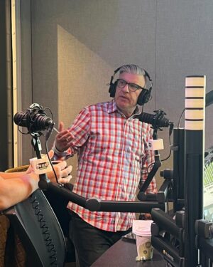 Mark Henry Instagram - Off and running! #BustedOpen247 LIVE this week from Philly at #WrestlemaniaXL

Special thanks today to our friends at @sportsradio94wip 

#WWE #Wrestlemania #Philadelphia #CodyCrybabies