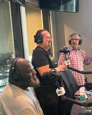 Mark Henry Instagram - Off and running! #BustedOpen247 LIVE this week from Philly at #WrestlemaniaXL

Special thanks today to our friends at @sportsradio94wip 

#WWE #Wrestlemania #Philadelphia #CodyCrybabies