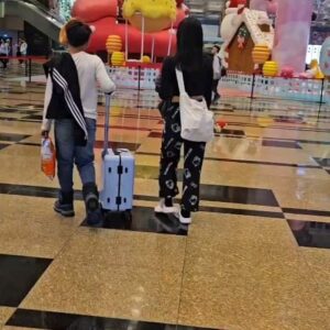 Mark Lee Instagram - 12 DEC 2023 
SINGAPORE 👉🏻 TAIPEI 👉🏻 HOKKAIDO 👉🏻TAIPEI👉🏻SINGAPORE

Day One
Hotel - Cozzi Blu TaoYuan
Shopping - Gloria Outlets @ TaoYuan 
Lunch - Hwa-Young Dim Sum (inside Factory Outlet Mall)
Children indoor playground - SNOOPY Play Center
Dinner - 肉多多火锅@桃園中華店 ♥️	Must Try ♥️

@caluvsgyu @hot_hotdog.with_mustard @calynnleezh @lynnchang_ds @dion_s_o_h @soh_dylan @joseph.liauw @an_qi_le @lun5168