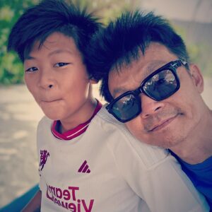 Mark Lee Instagram - 四个都爱 ❤️
#家人 #马尔代夫 #六月假期 #family #Maldives #centaragrandresort 
@centaragrandmaldives @chanbrothersexpress 
@catng1313 @caluvsgyu @hot_hotdogwrizz @calynnleezh