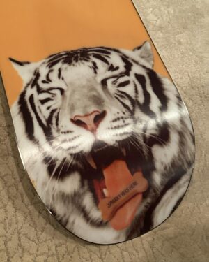 Mark McMorris Instagram - Today’s weapon of choice 🐅 11am MST
Coming 🔜  @burtonsnowboards