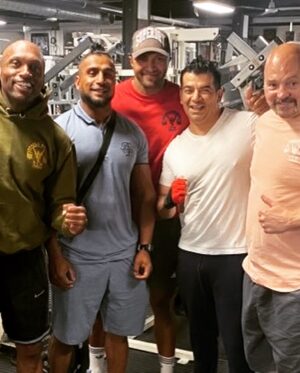 Mark Rhino Smith Instagram - Had an absolute blast filming in London ❤️ and catching with some food oldies 🤪 and some of my pals, didn’t get time to catch up with most unfortunately, but here is little insight to what I got up to 😂😂 Thank you team Rhino ❤️
Extremely grateful, I never take any of this lightly 🙏🏾🙏🏾🙏🏾🙏🏾