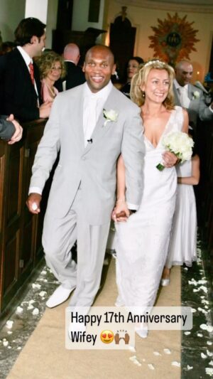 Mark Rhino Smith Instagram - Happy 17th Anniversary baby @simoneyoungsmith 
I love you with all my heart. Appreciate your quiet but silent Lion mentality with the overflowing love and support you give to me and the kids. I could go on and on, but know this I am very blessed to have you in my life 💯🙏🏾❤️ 🥂 Bless up and RTWD 🔥