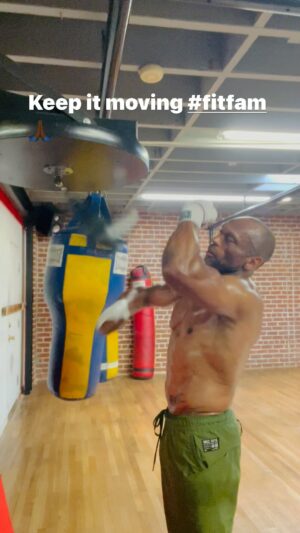 Mark Rhino Smith Instagram - I freaking love this shit, let’s go gang. Look after your health, mind, body and spirit. #boxing #bodybuilding #sport #tennis #running #lifestyle #family ❤️