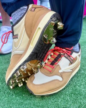 Mark Rober Instagram - The @mlb got real loose on their definition of “celebrity” and let me play in the #celebrityallstargame. Kicks courtesy of @customcleats