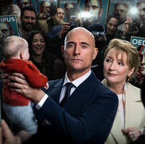 Mark Strong Instagram - Oedipus will be opening on the 4th of October at the Wyndhams Theatre with the truly amazing Lesley Manville. A modern dress version adapted and directed by Robert Icke. Am looking forward to getting back on stage.. #roberticke #lesleymanville #oedipus #soniafriedmanproductions #theatre #westend