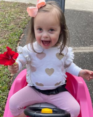 Mark Tremonti Instagram - Happy 3rd birthday to my perfect babygirl! She’s changed so many lives in such a short amount of time!! Love you more than words can say❤️❤️ @stellamonroeelizabeth @austentremonti @pearsontremonti @vlmvictoria @ndssorg @adventhealth @dsacentralflorida