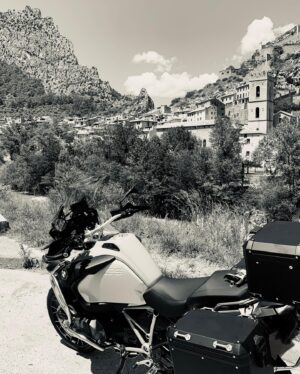 Mark Webber Instagram - Social Distancing.😘 #Paradise #nonewsisgoodnews 👌🏽