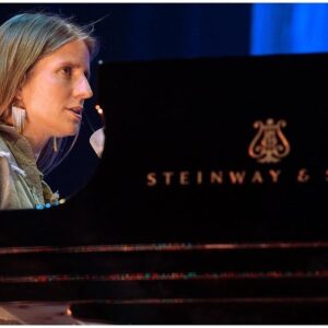 Markéta Irglová Instagram - I love @steinwayandsons pianos. So much that I became an official Steinway artist some years ago. I was so happy when I heard that we got a good deal with Steinway on the tour rental, which meant we had the same piano at every show, it traveled with us from place to place and it waited for me on stage at every soundcheck, having been taken out of its flight case and reassembled by our crew. 

I really enjoyed this particular instrument, and similarly to my one at home, it became a partner of mine for those three weeks on tour. I think about it even now and miss it. 

I am grateful to it and hope that whoever gets to play it next will enjoy it as much. 

Nobody asked me to make this post and it is not an add for Steinway, I simply feel so honored every time I see photos from the shows, and the @steinwayandsons golden logo shines right next to me. ✨

Thank you @mulographynyc for the photos 🙏♥️