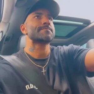 Markinhos Instagram - E quem tentou com ele hoje não arruma nada, eu escolho o carro pelo final da placa! 🚗💨