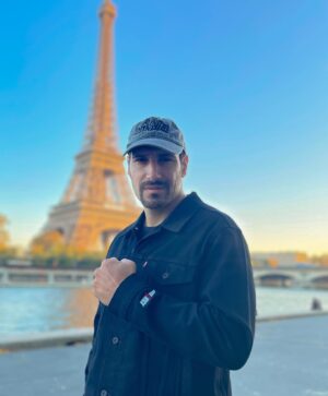 Marko Zaror Instagram - With my official #johnwickchapter4 jacket in Paris! Really grateful for this amazing experience 🙌🏼
————
Estrenando mi chaqueta de #johnwickchapter4 muy agradecido por esta tremenda experiencia 🙌🏼
@lionsgate 
@johnwickmovie
