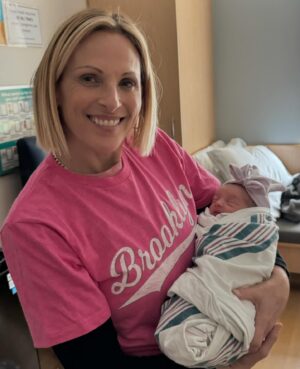 Marlee Matlin Instagram - She is here!!!! Brooklyn Rose! I am SO IN LOVE. 🩷🍼🩷🍼🤟🏼🤟🏼 @sarahgrandalski @frankieturn2 #kevin