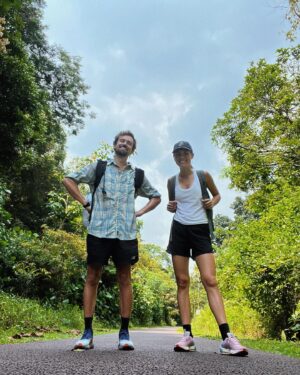 Marlee Silva Instagram - I’ve come to Singapore to go on a little walk with my dear pal @alexander_campbell - you may remember almost a year ago I sat down with him to talk about why he was embarking on a journey to walk around the world 🌍 

He’s almost 9 months in now and I’d promised before he left at some point I’d come and join him, so here we are! We’re only 11kms right now and we’ll end in Malaysia in a couple of days before I head home but it’s already clear seeing different parts of the world on foot is pretty special! ✨ 

Make sure you’re following him to keep up with all he’s experiencing! And check out his fundraiser for the vital work @fredhollows does 👟❤️